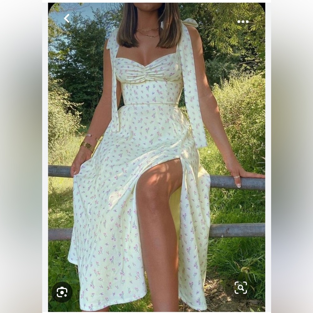 Lemon floral print midi sundress House of CB, L